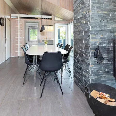 Vakantiehuis 8 Person In Saltum
